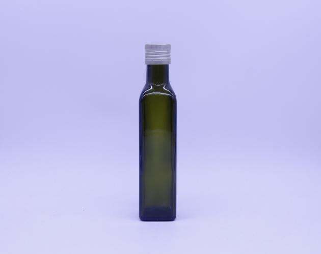 金、黑蓋油品橄欖綠方瓶