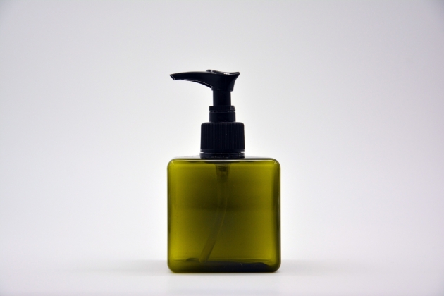 黑壓頭橄欖綠方瓶